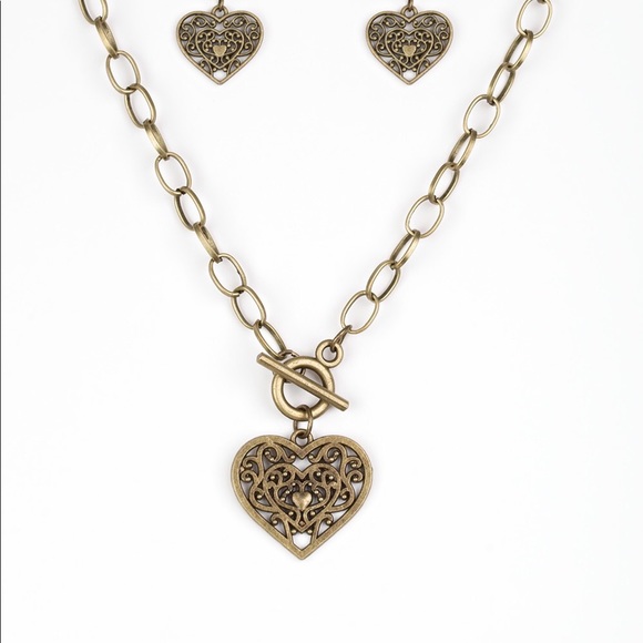 PAPARAZZI Jewelry - 🥀 Victorian Romance Necklace Set